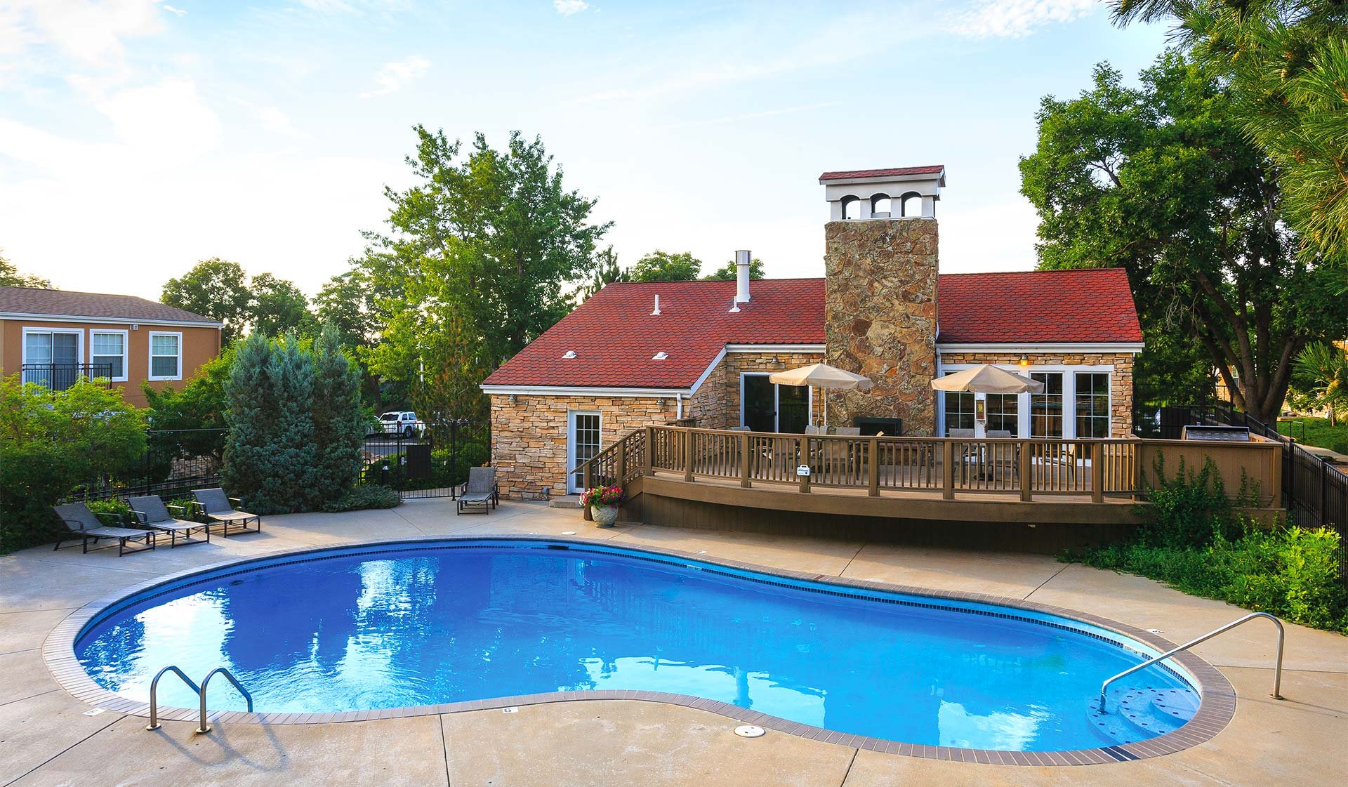 Boulder Creek Apartments - Boulder, CO - pool